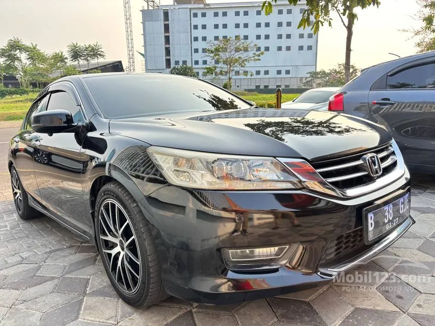 Jual Mobil Honda Accord 2013 VTi