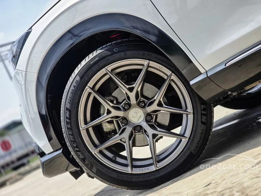2023 Honda HR-V e:HEV RS SUV