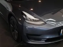 2020 Tesla Model 3 Standard Range Sedan
