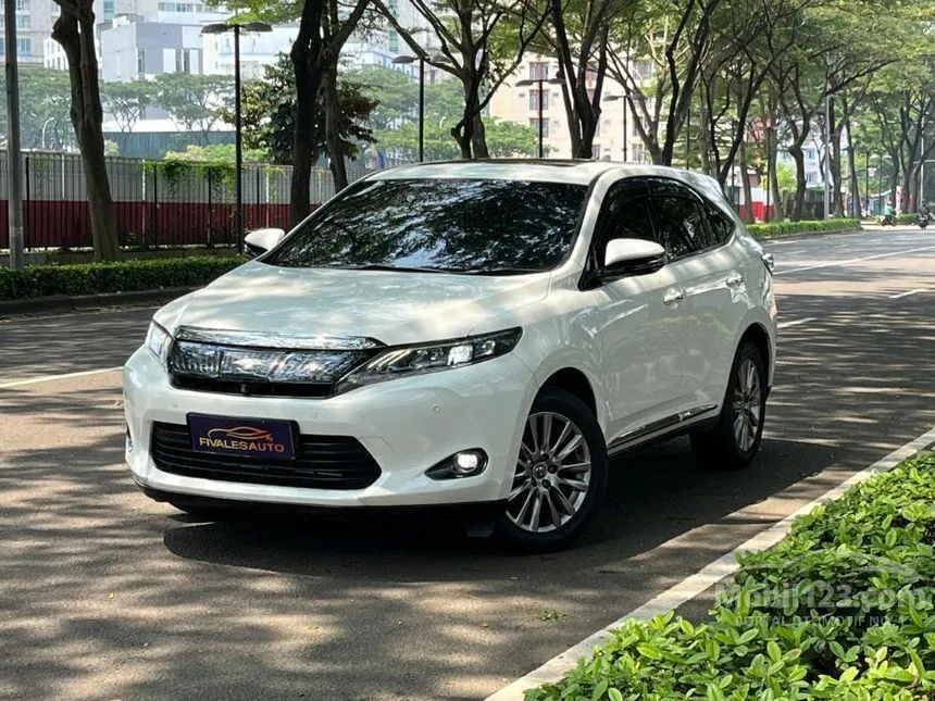 2014 Toyota Harrier SUV