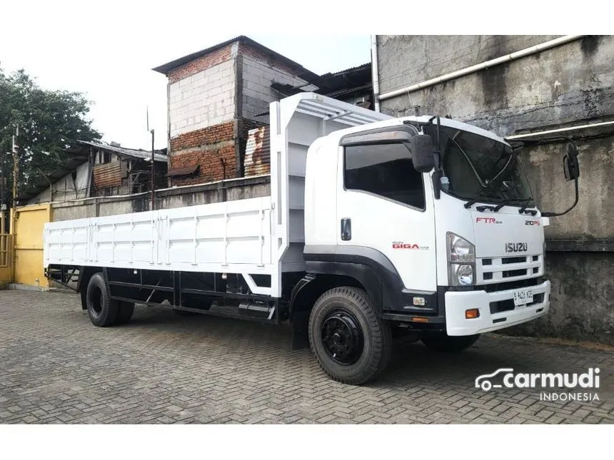 2018 Isuzu Giga FTR 90 S Trucks