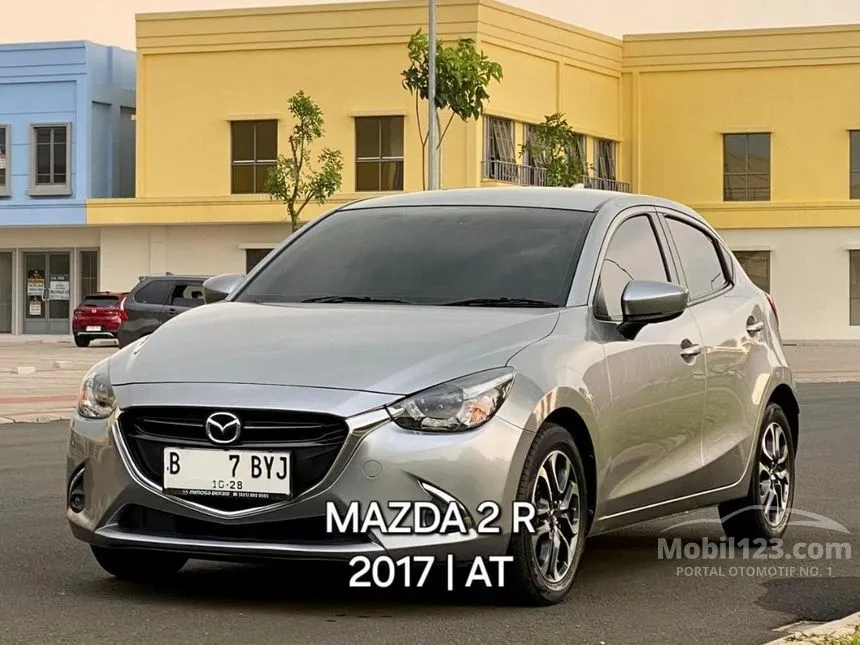 Jual Mobil Mazda 2 2017 R 1.5 di DKI Jakarta Automatic Hatchback Silver Rp 168.000.000