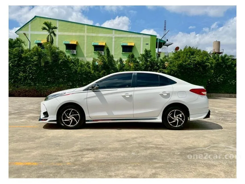 2021 Toyota Yaris Ativ Sport Sedan