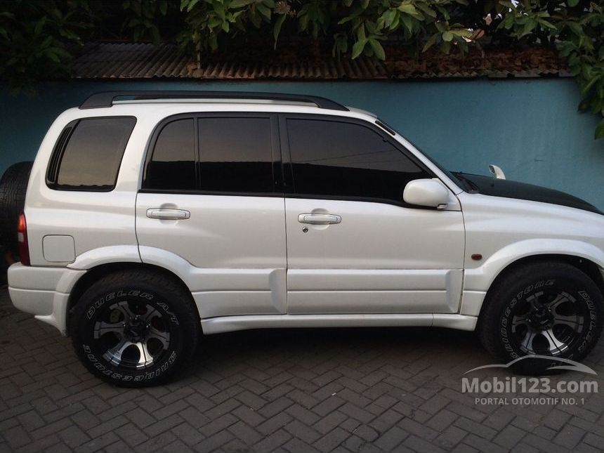 Jual Mobil  Suzuki  Escudo  2004 SQ 2 0 di DKI Jakarta  Manual 