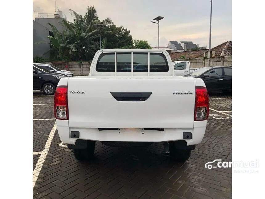 2024 Toyota Hilux E Dual Cab Pick-up