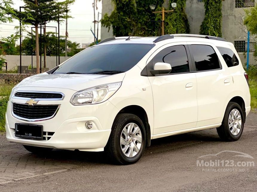 Jual Mobil Chevrolet Spin 2015 Ltz 1 5 Di Jawa Timur Automatic Suv Putih Rp 120 000 000 6772421 Mobil123 Com