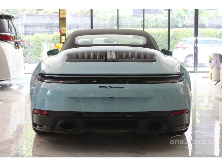 2025 Porsche 911 Carrera Convertible