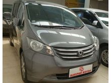 Honda Freed 1.5 E PSD AT 2009 Abu2 Metalik Km77Rb
