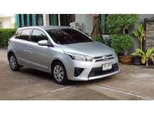 2015 Toyota Yaris 1.2 (ปี 13-17) E Hatchback AT