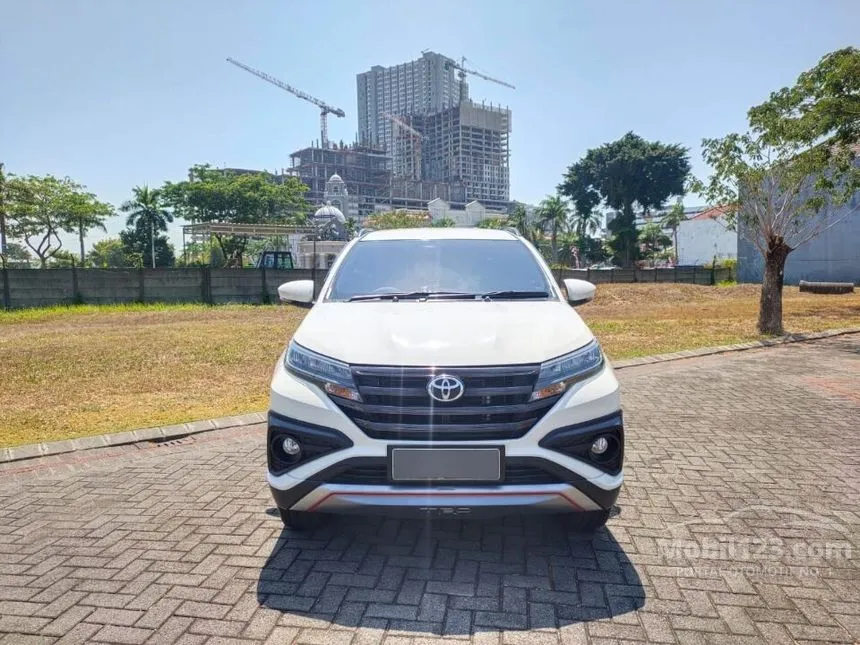 Jual Mobil Toyota Rush 2019 TRD Sportivo 1.5 di Jawa Timur Automatic SUV Putih Rp 218.000.000