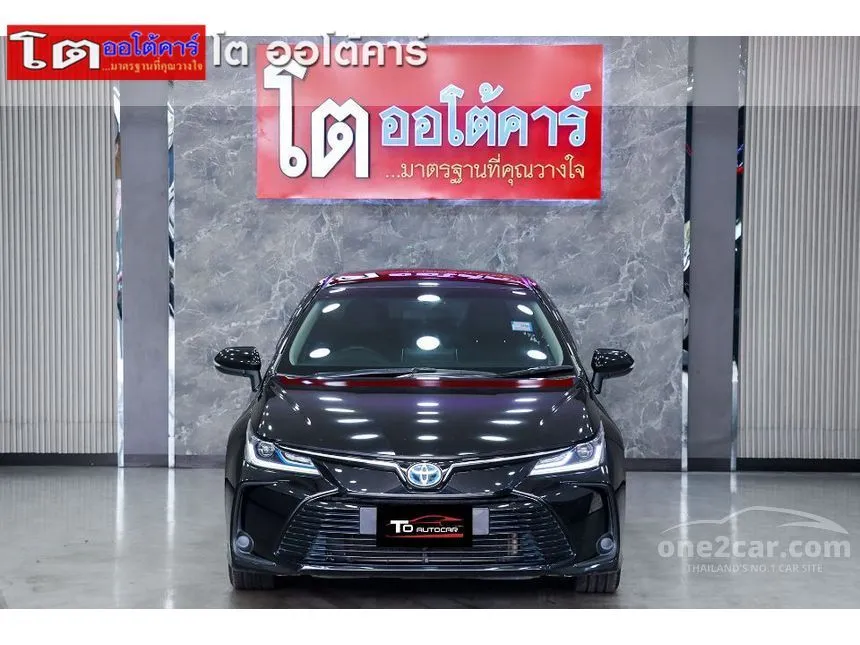 2019 Toyota Corolla Altis Hybrid Mid Sedan