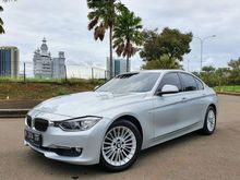 BMW 320i F30 Luxury 2014