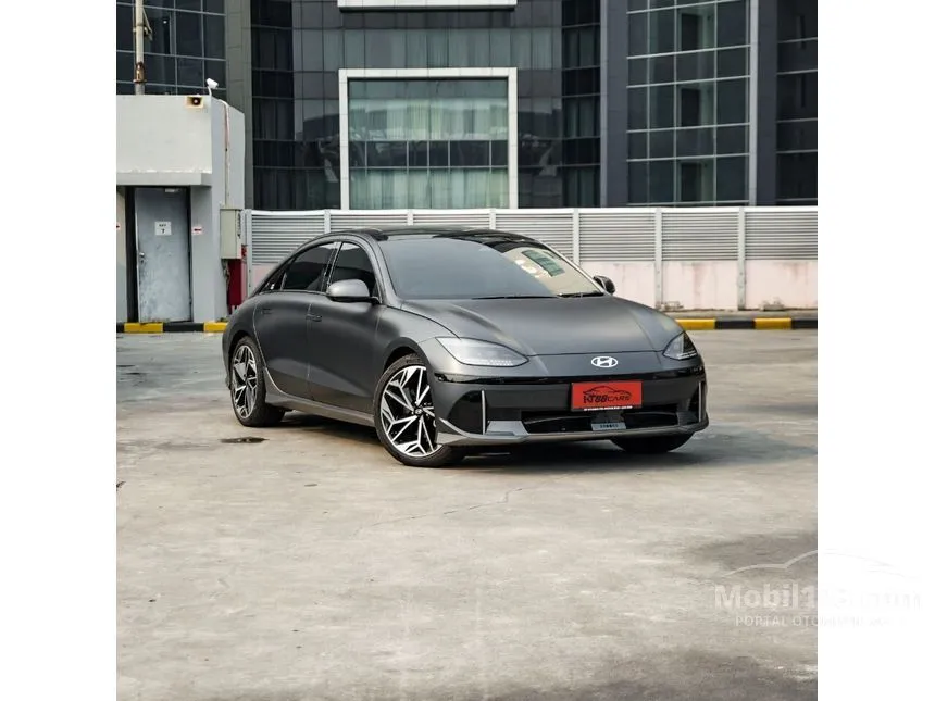 Jual Mobil Hyundai IONIQ 6 2023 Signature Long Range di DKI Jakarta Automatic Sedan Abu