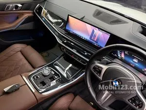 2025 BMW X5 3.0 xDrive40i M Sport SUV