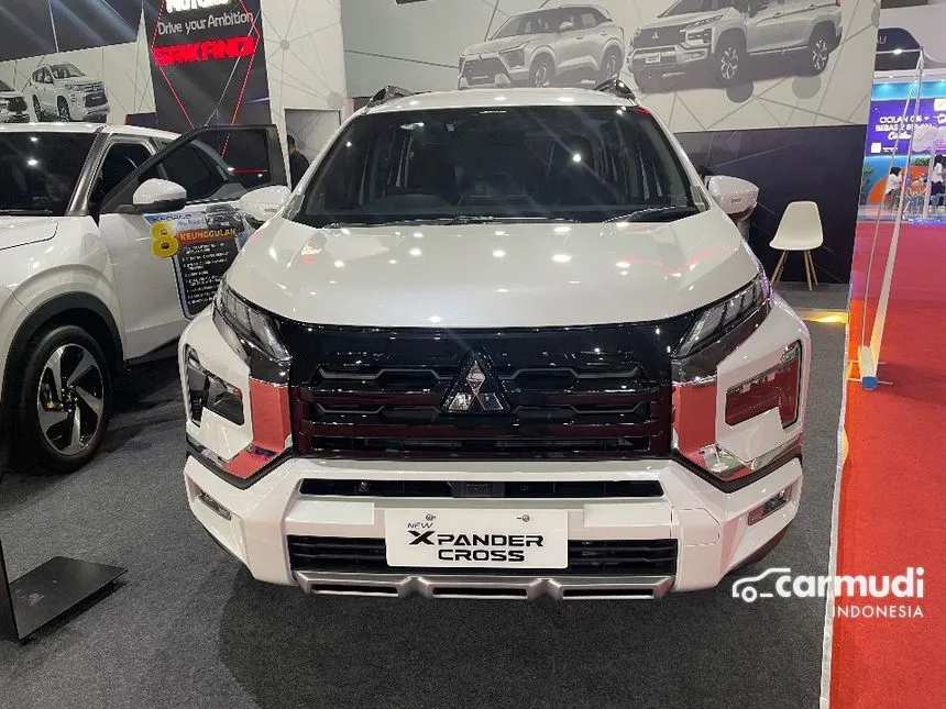 2024 Mitsubishi Xpander CROSS Premium Package Wagon