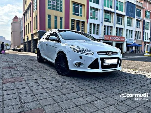 Jual Ford Sedan Baru Harga Terbaik | Carmudi