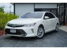 2016 Toyota CAMRY 2.5 (ปี 12-18) Hybrid Navi Sedan