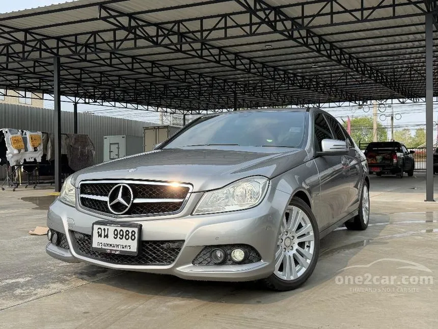 2013 Mercedes-Benz C220 Executive CDI BlueEFFICIENCY Sedan