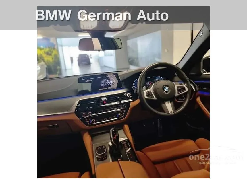 2021 BMW 530e M Sport Sedan