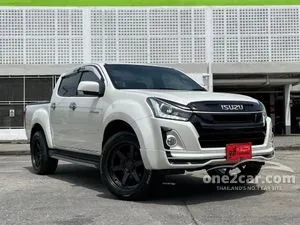 2019 Isuzu D-MAX 1.9 Hi-Lander Stealth Z-Prestige Cab-4 Pickup