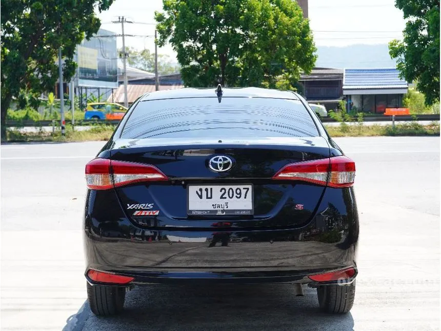 2019 Toyota Yaris Ativ S Sedan
