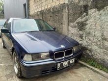 1992 BMW 318i 1.8 1.8 Manual Sedan