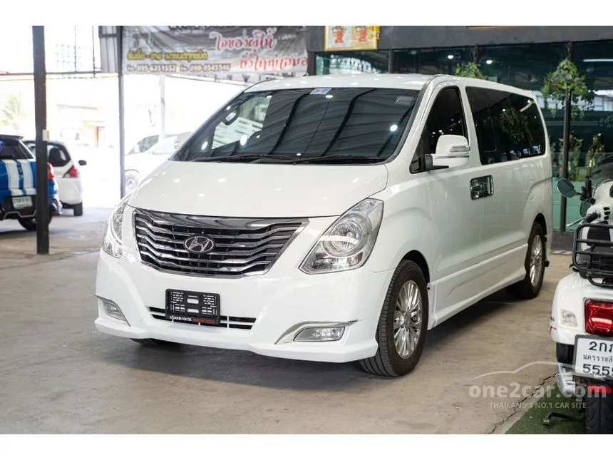 2015 Hyundai GRAND STAREX VIP Wagon