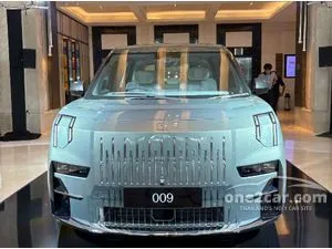 2026 ZEEKR 009 Van