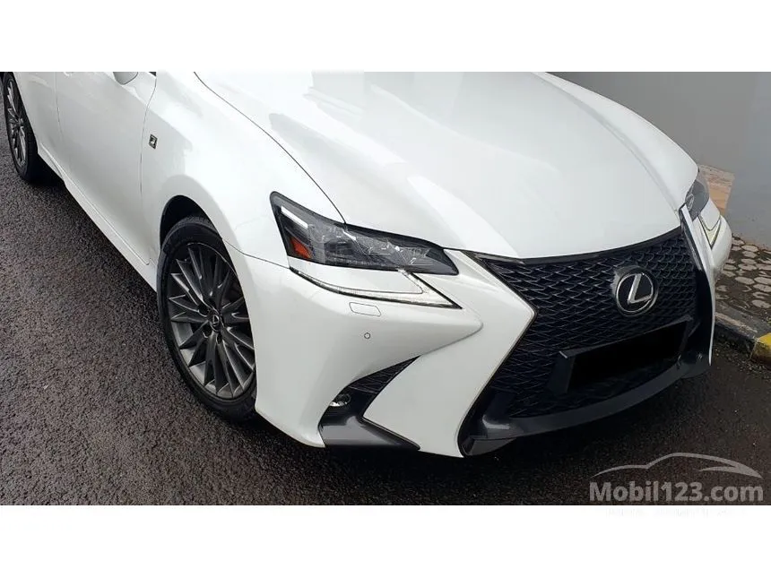 2017 Lexus GS 200t F Sport Sedan