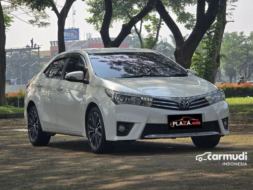 2015 Toyota Corolla Altis V Sedan