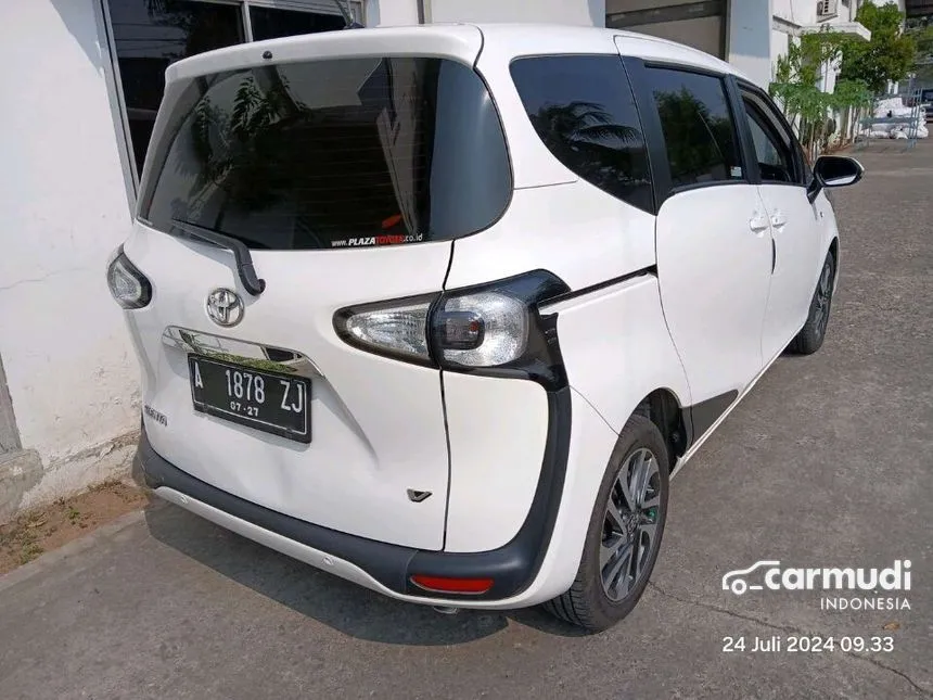 2017 Toyota Sienta V MPV