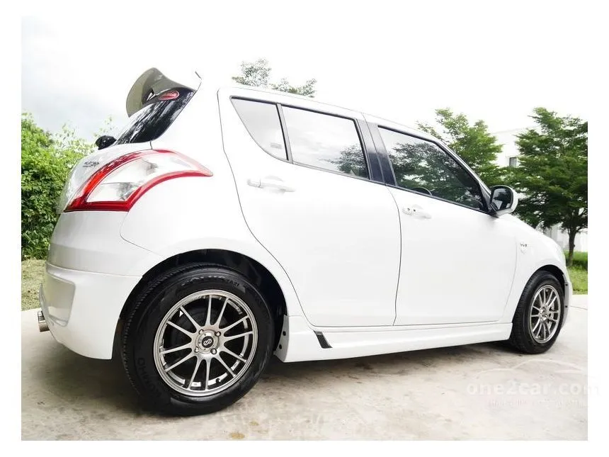 2014 Suzuki SWIFT GL Hatchback