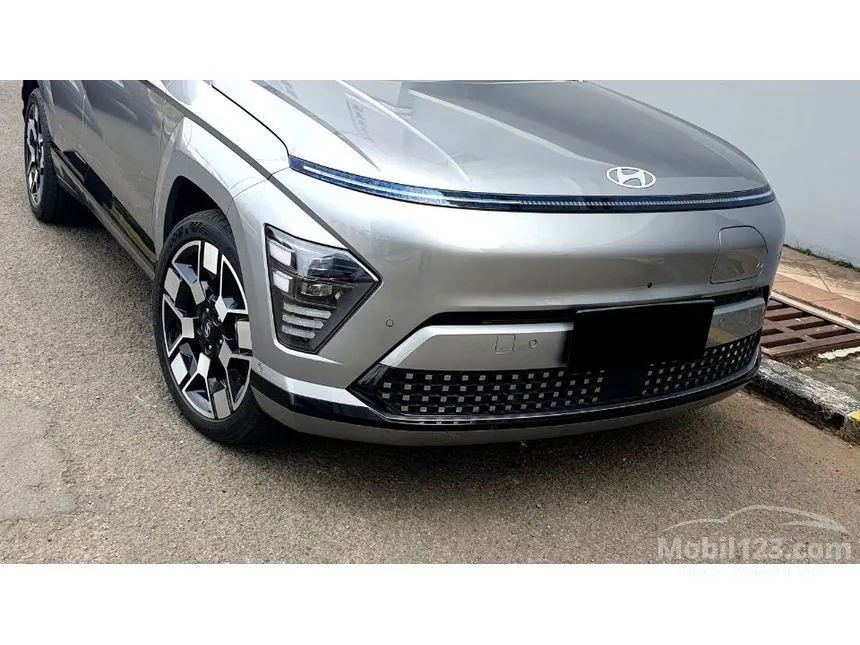2024 Hyundai Kona Signature Long Range SUV
