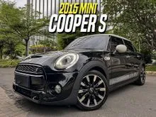 2015 MINI Cooper 2.0 S 5 Door Hatchback Black on Black JCW Package Record 5-Door Hitam