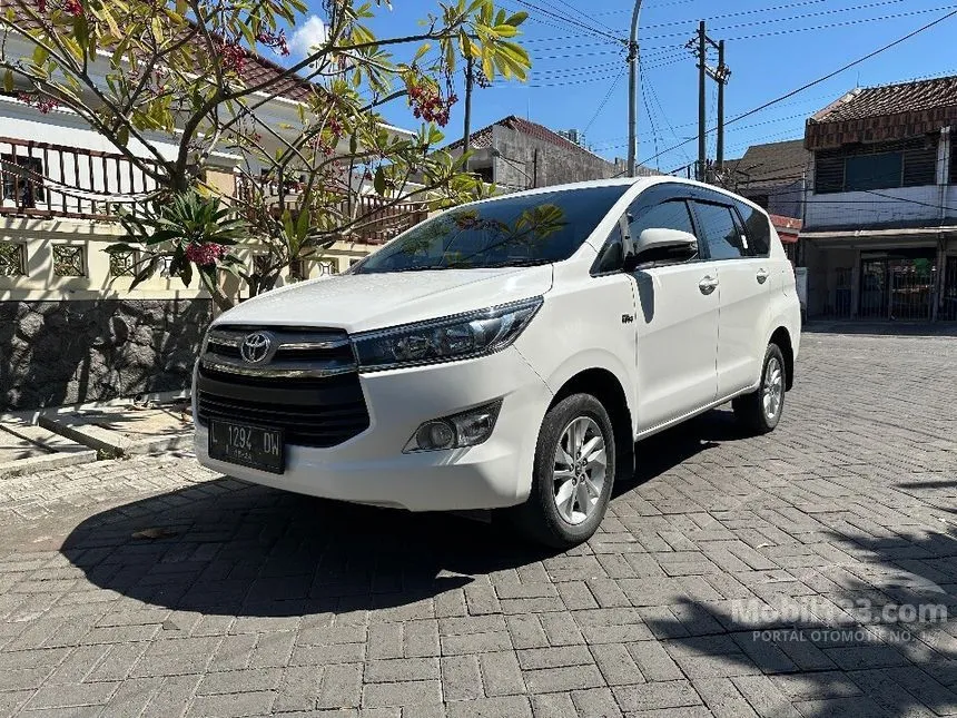 Jual Mobil Toyota Kijang Innova 2019 G 2.0 di Jawa Timur Manual MPV Putih Rp 255.000.000