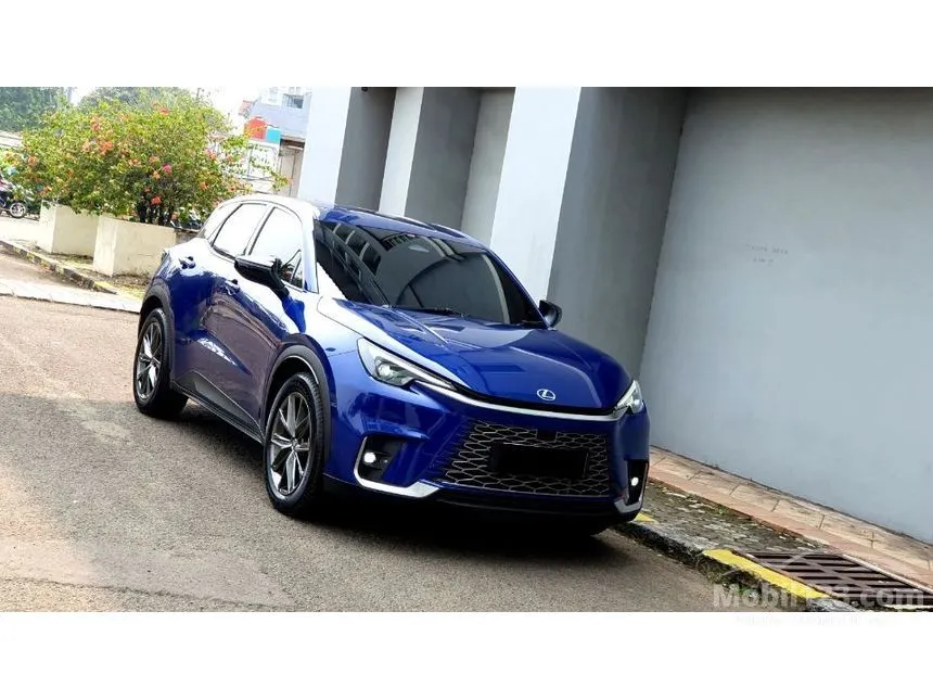 2024 Lexus LBX Sport SUV