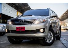 2013 Toyota Fortuner 3.0 (ปี 12-15) V SUV AT