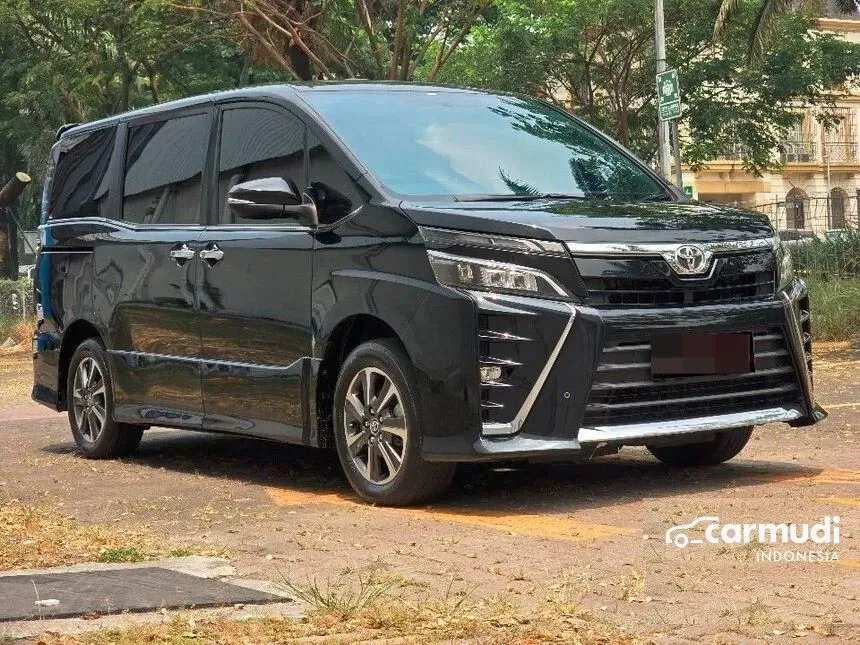 2019 Toyota Voxy Wagon