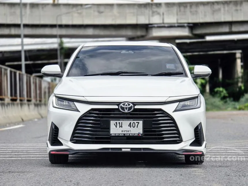 2023 Toyota Yaris Ativ Smart Sedan