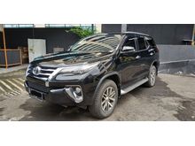 Toyota Fortuner VRZ Diesel 2.4 AT 2017 Hitam KM.30RB Double Disc