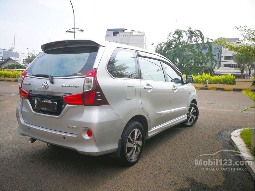 Jual Mobil Toyota Avanza  2022 Veloz  1 5 di DKI Jakarta 