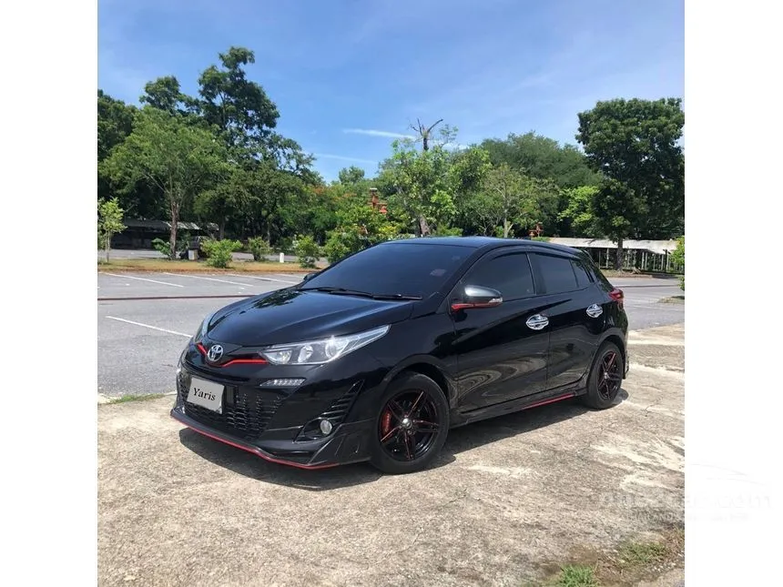 2018 Toyota YARIS G Hatchback