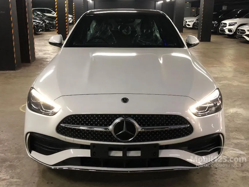 2025 Mercedes-Benz C300 AMG Line Sedan