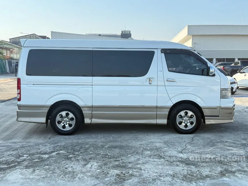 2007 Toyota VENTURY V Van