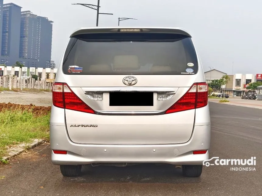 2011 Toyota Alphard X MPV