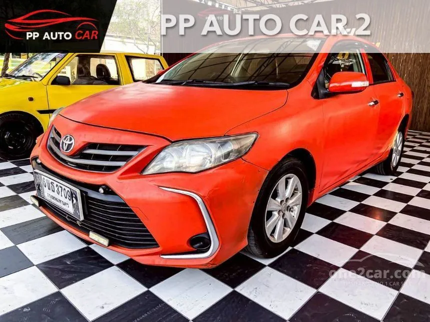 2013 Toyota Corolla Altis J Sedan