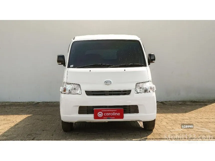 2022 Daihatsu Gran Max Mini Bus D Van