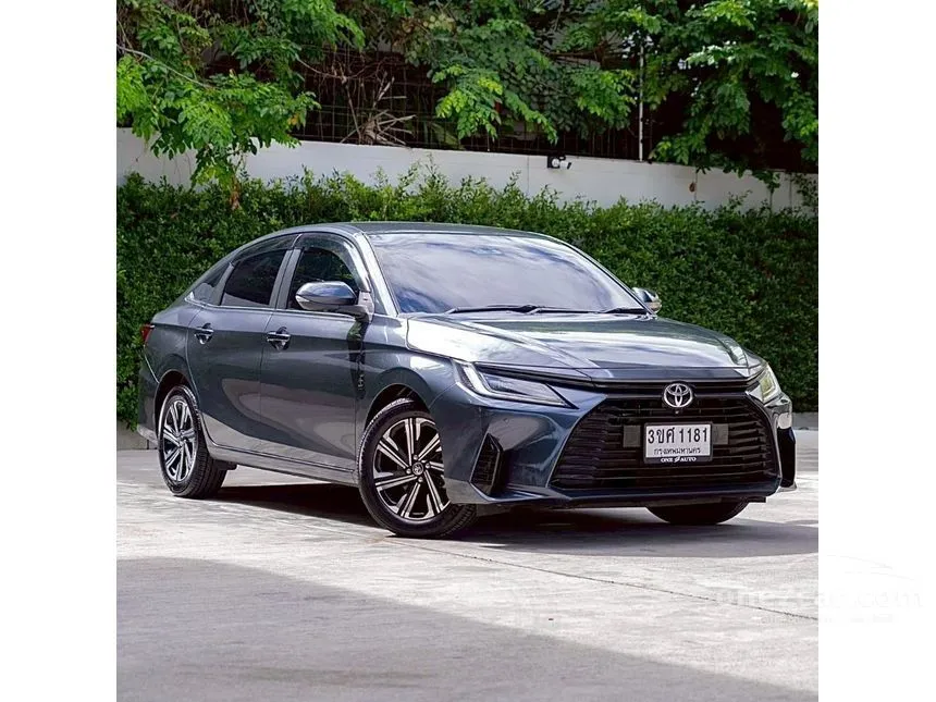 2023 Toyota Yaris Ativ Premium Sedan