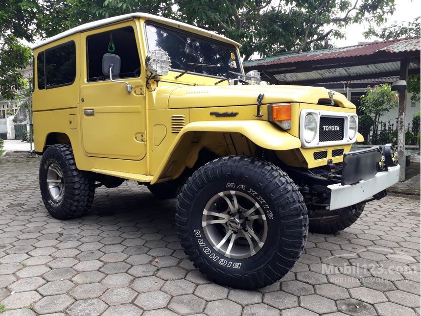 Jual Mobil Toyota Hardtop 1981 4.2 di Jawa Barat Manual Jeep Kuning Rp