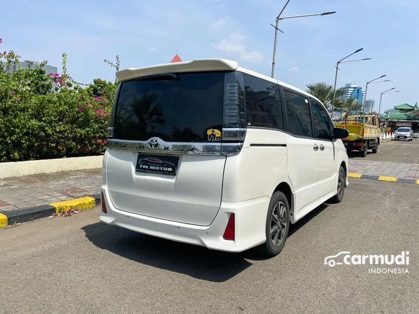 2018 Toyota Voxy Wagon